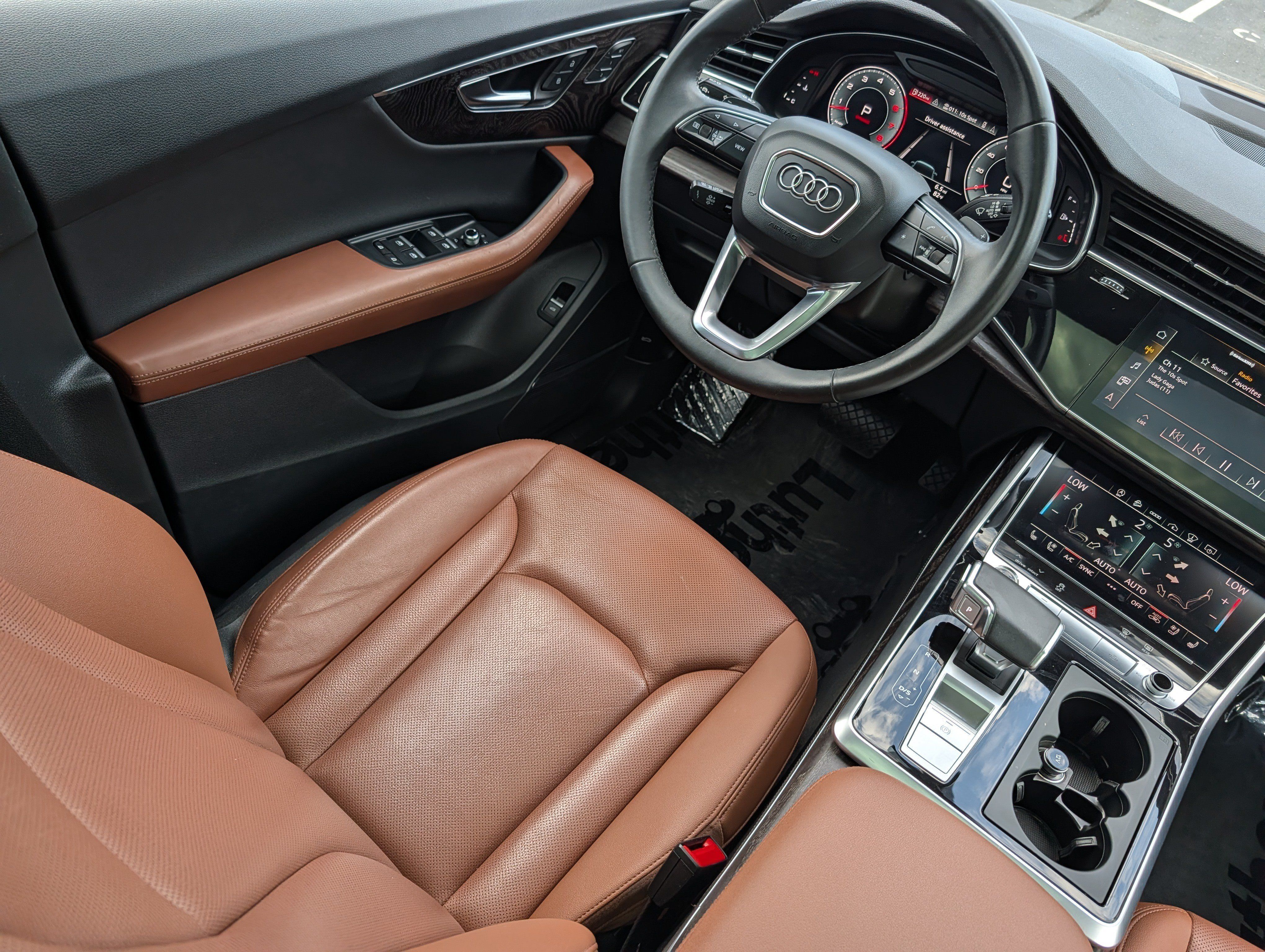 Used 2021 Audi Q7 3.0T Prestige AWD/4WD image 9