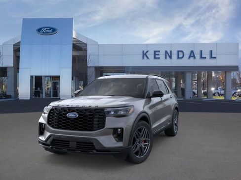Used 2026 Ford Explorer ST-Line w/ ST-Line Street Pack AWD/4WD image 2