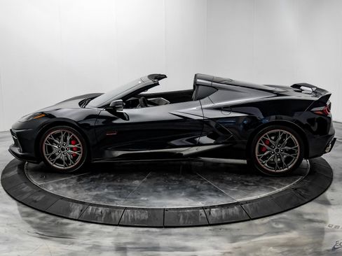 Used 2023 Chevrolet Corvette Stingray Premium Cpe w/ Z51 Performance Package image 7