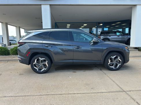 Used 2023 Hyundai Tucson Limited AWD/4WD image 7