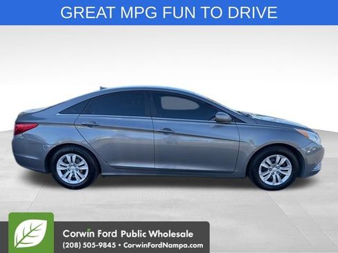 Used 2012 Hyundai Sonata GLS FWD image 4