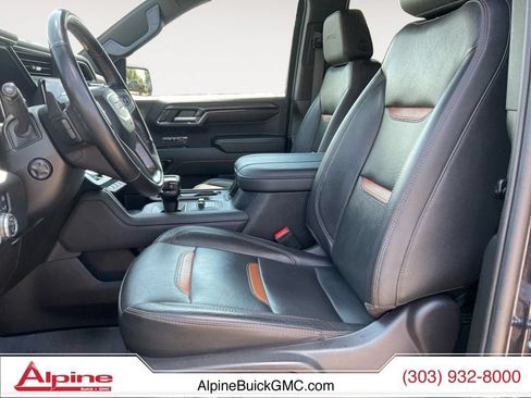 Used 2024 GMC Sierra 1500 AT4 AWD/4WD image 9