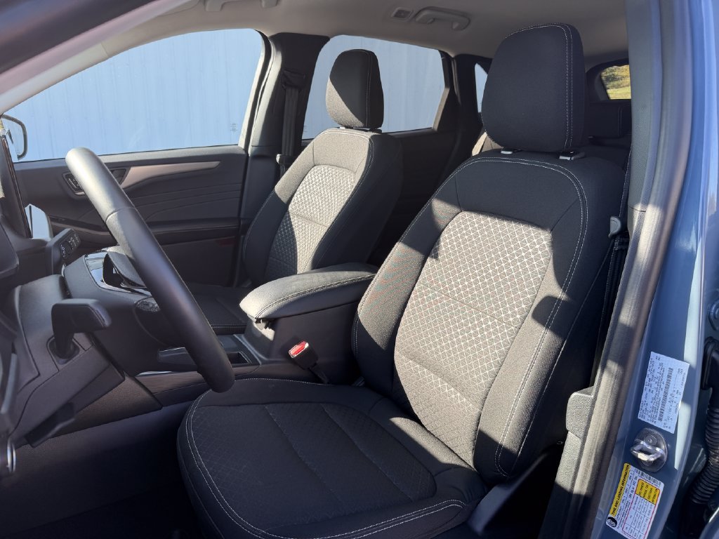 Used 2024 Ford Escape Active w/ Tech Pack #1 AWD/4WD image 19