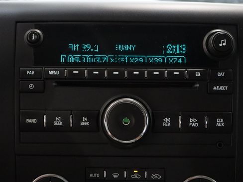 Used 2011 GMC Sierra 1500 SLE w/ Texas Edition RWD image 19