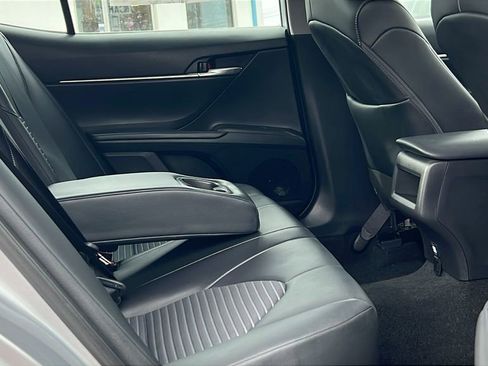 Used 2024 Toyota Camry SE image 14