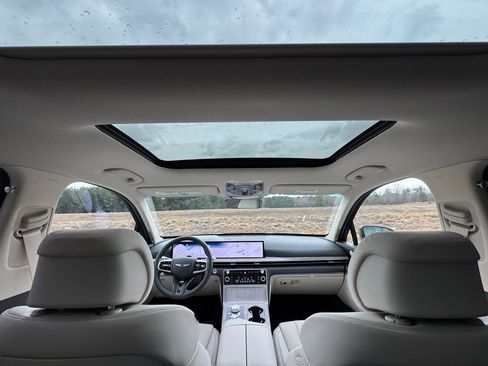 New 2026 Genesis GV80 2.5T Select image 3