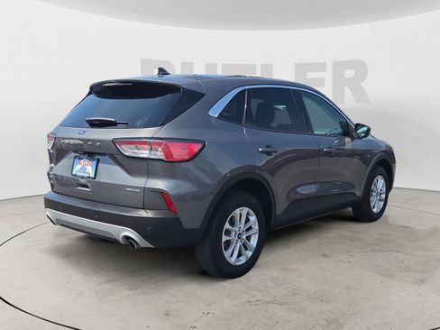 Used 2021 Ford Escape SE image 5