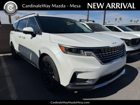 Used 2024 Kia Carnival SX FWD image 1
