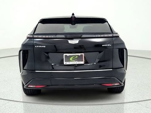 Used 2025 Cadillac Lyriq Luxury AWD/4WD image 7