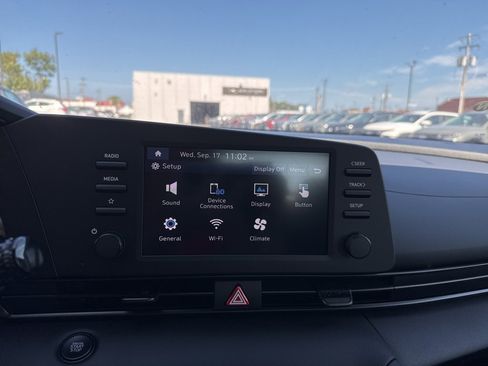 New 2025 Hyundai Elantra Sport image 21