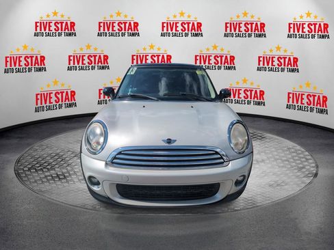 Used 2013 MINI Cooper Hardtop image 2