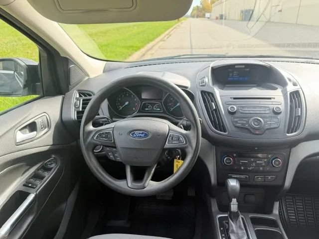 Used 2017 Ford Escape SE w/ SE Cold Weather Package AWD/4WD image 21