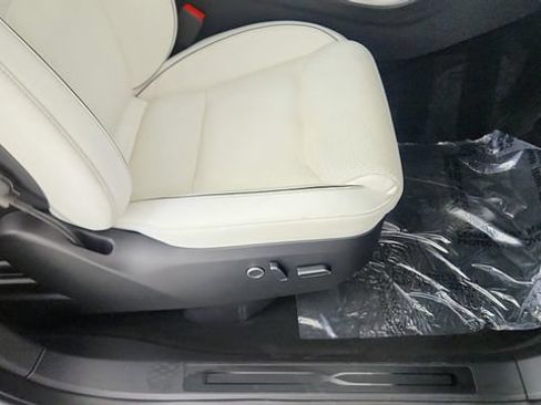 Used 2022 Tesla Model X Plaid AWD/4WD image 35