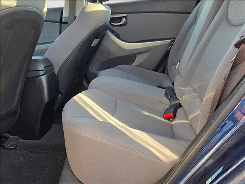 Used 2015 Hyundai Elantra SE w/ Option Group 02 image 13