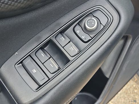 Used 2021 Subaru Outback Premium image 16