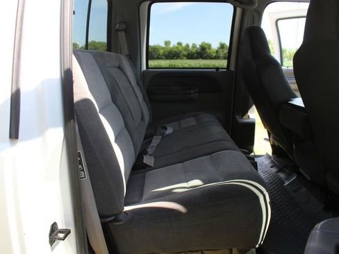 Used 2002 Ford F350 XLT image 24