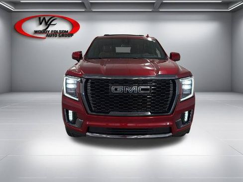 Used 2023 GMC Yukon XL Denali Ultimate AWD/4WD image 2