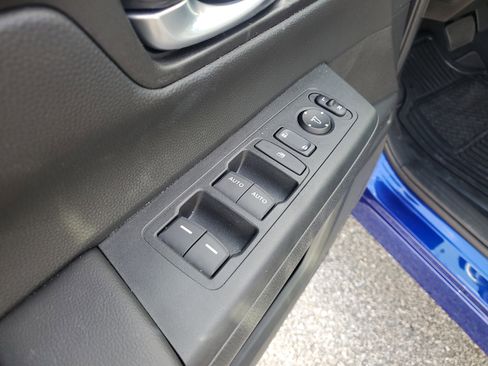 Certified 2025 Honda CR-V EX image 23