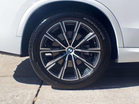 Used 2023 BMW X5 xDrive40i w/ Executive Package image 54