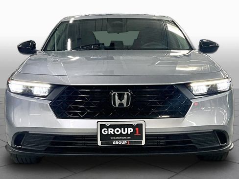 Used 2025 Honda Accord SE image 4