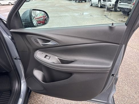 Used 2022 Buick Encore GX Preferred w/ Cold Weather Comfort Package image 39