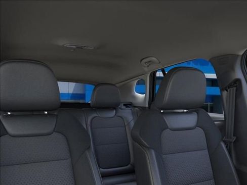New 2026 Chevrolet Trax LT image 24