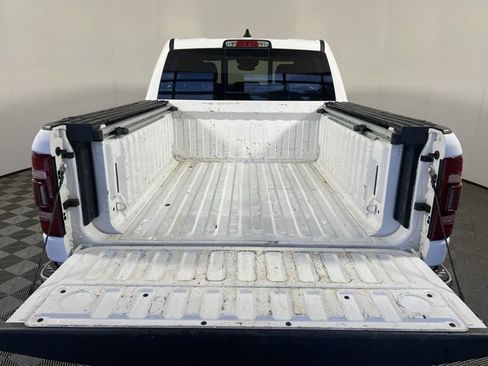 Used 2023 RAM 1500 Laramie AWD/4WD image 11