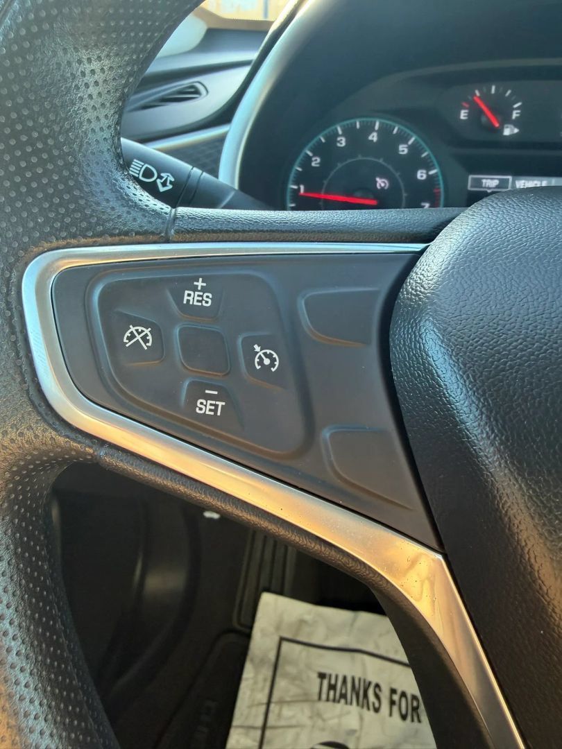 Used 2022 Chevrolet Malibu LT FWD image 23