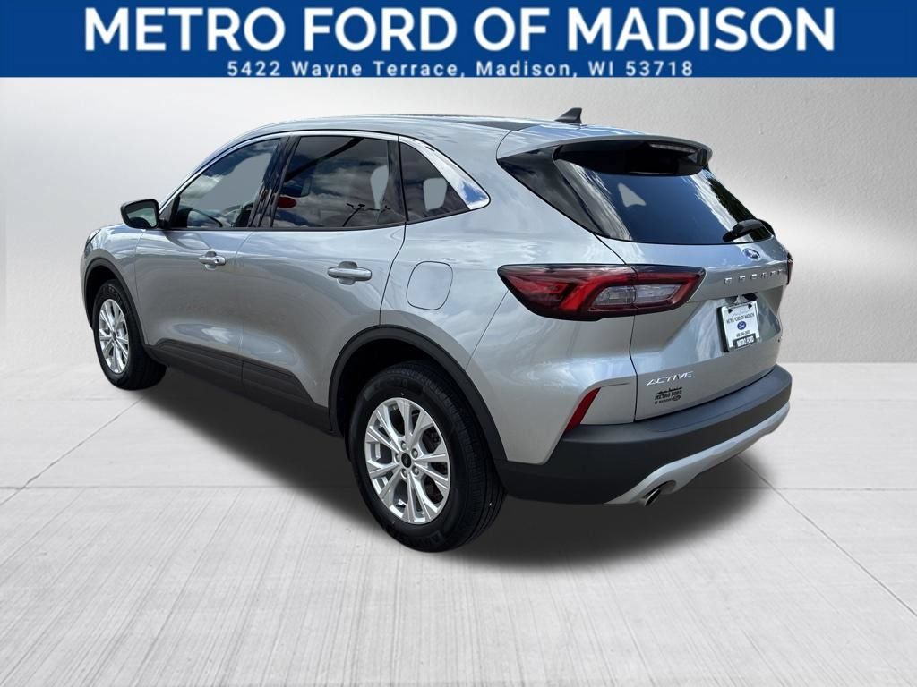 Used 2024 Ford Escape Active AWD/4WD image 6
