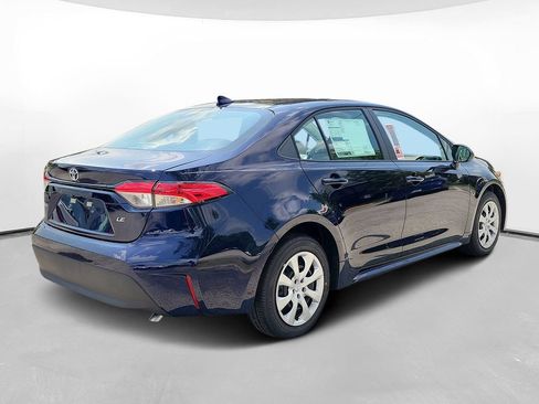 New 2026 Toyota Corolla LE FWD image 4