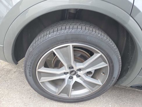 Used 2025 Audi Q5 2.0T Premium image 3