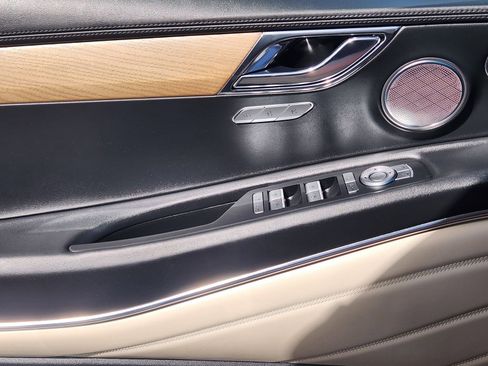 Used 2022 Genesis GV80 2.5T w/ Advanced Package 03 image 24