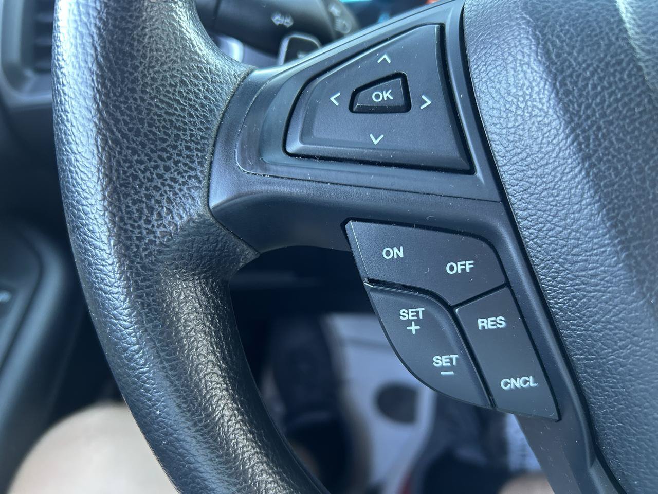 Used 2018 Ford Edge SE AWD/4WD image 18
