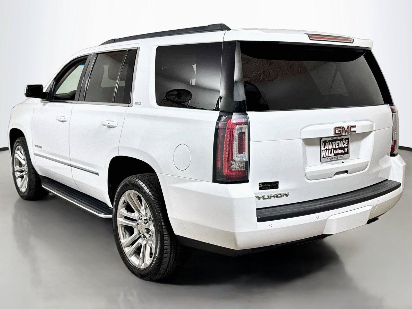Used 2018 GMC Yukon SLT w/ Premium Edition AWD/4WD image 6