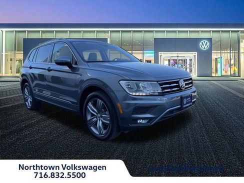 Certified 2020 Volkswagen Tiguan SEL image 1