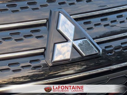 New 2025 Mitsubishi Outlander SEL AWD/4WD image 9