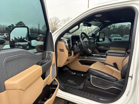 Used 2023 Ford F350 Lariat w/ Lariat Ultimate Package image 27