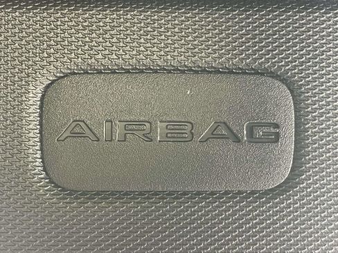 Used 2023 Jeep Grand Cherokee Altitude AWD/4WD image 28