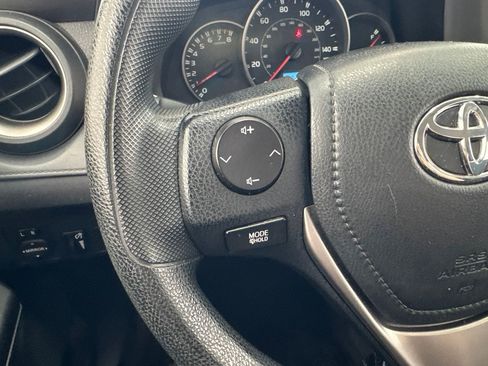 Certified 2016 Toyota RAV4 LE AWD/4WD image 18