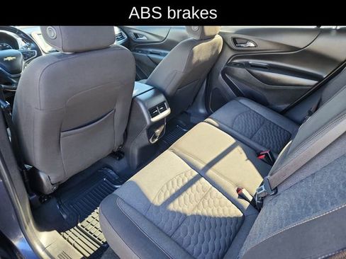 Used 2018 Chevrolet Equinox LT image 25