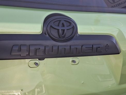 Used 2023 Toyota 4Runner TRD Off-Road Premium w/ Off Road Premium Plus Package image 35