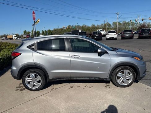 Used 2019 Honda HR-V EX-L image 6