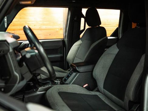 Used 2023 Ford Bronco Big Bend image 9