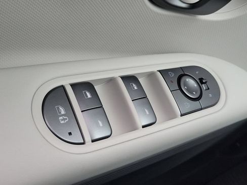 New 2026 Hyundai Ioniq 5 SE RWD image 18
