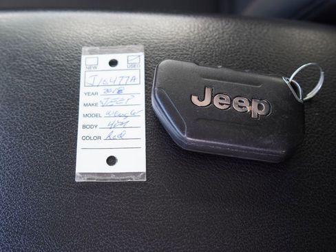 Used 2018 Jeep Wrangler Unlimited Rubicon AWD/4WD image 33