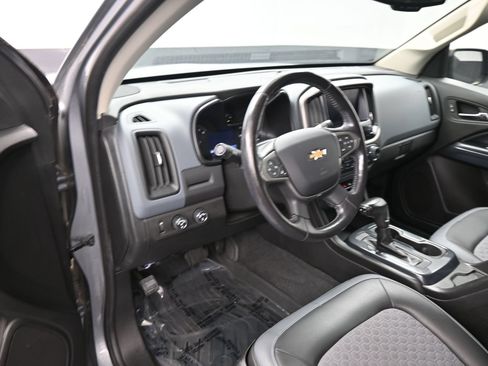 Used 2020 Chevrolet Colorado Z71 AWD/4WD image 12