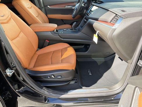 New 2026 Cadillac XT5 Premium Luxury w/ Driver Assist Package FWD image 31