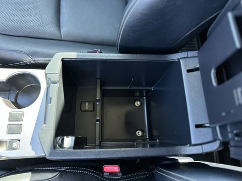 Used 2023 Toyota 4Runner Limited image 23