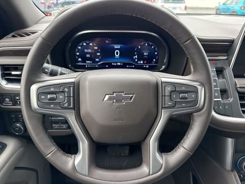 Used 2024 Chevrolet Tahoe Z71 w/ Luxury Package image 18