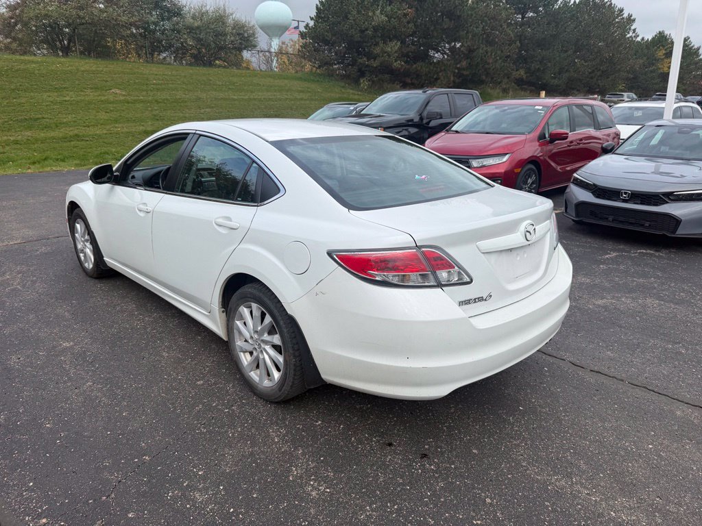 Used 2011 MAZDA MAZDA6 i Touring FWD image 2